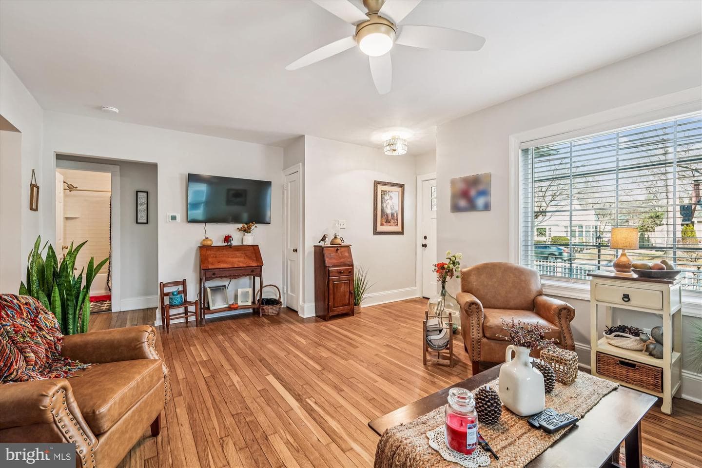 412 Somerset Avenue photo 6