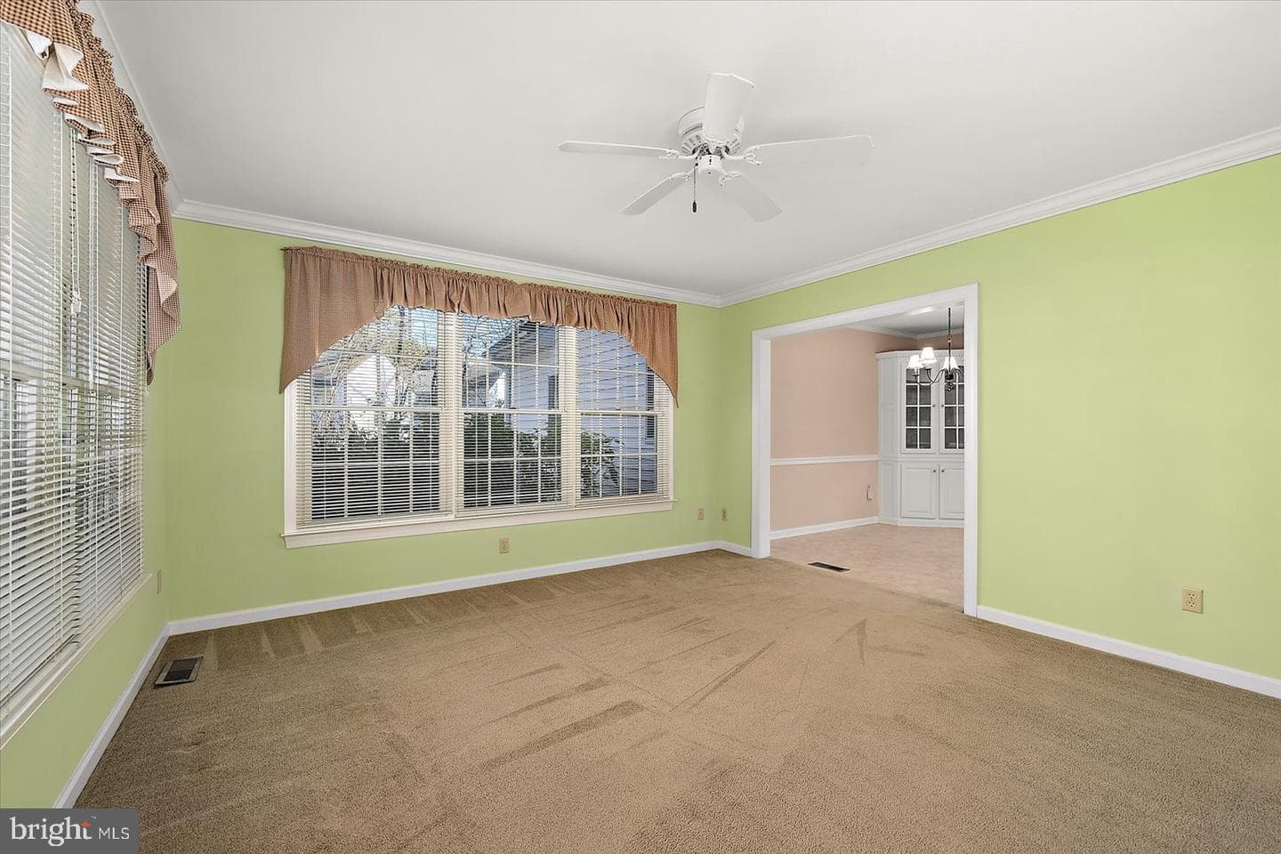 709 Grason Lane photo 17
