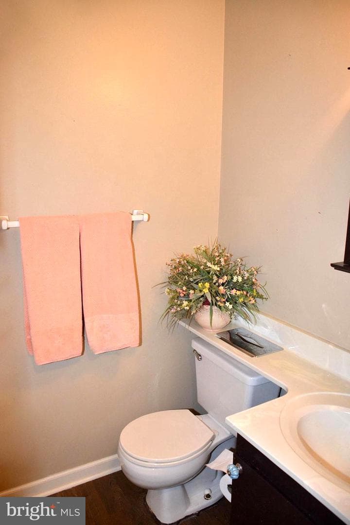1026 Heron Court photo 16