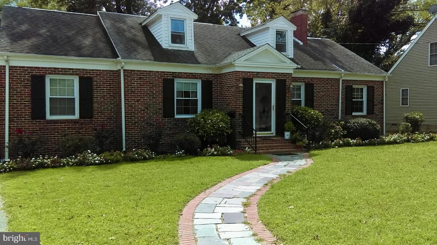 611 Lakeside Drive photo 20