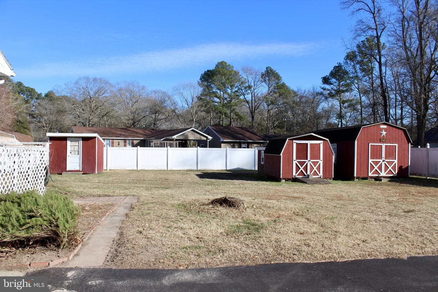 7179 Walston Switch Road photo 3