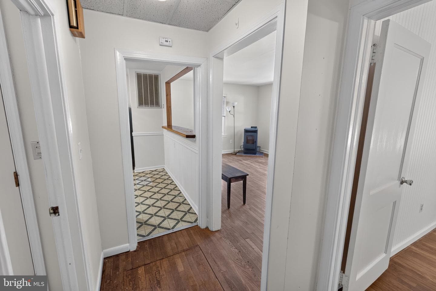 316 S Haven Avenue photo 19