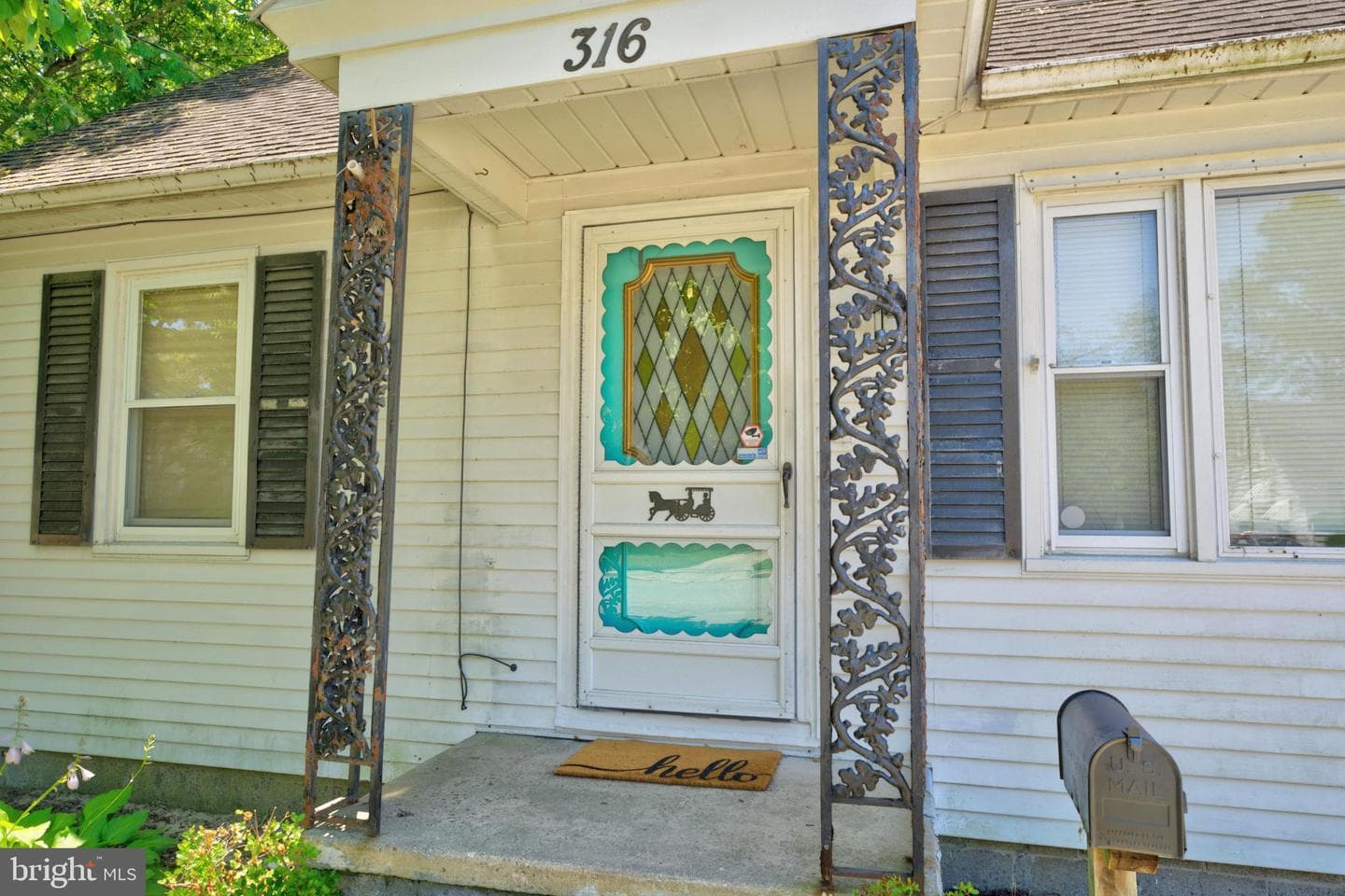 316 S Haven Avenue photo 3
