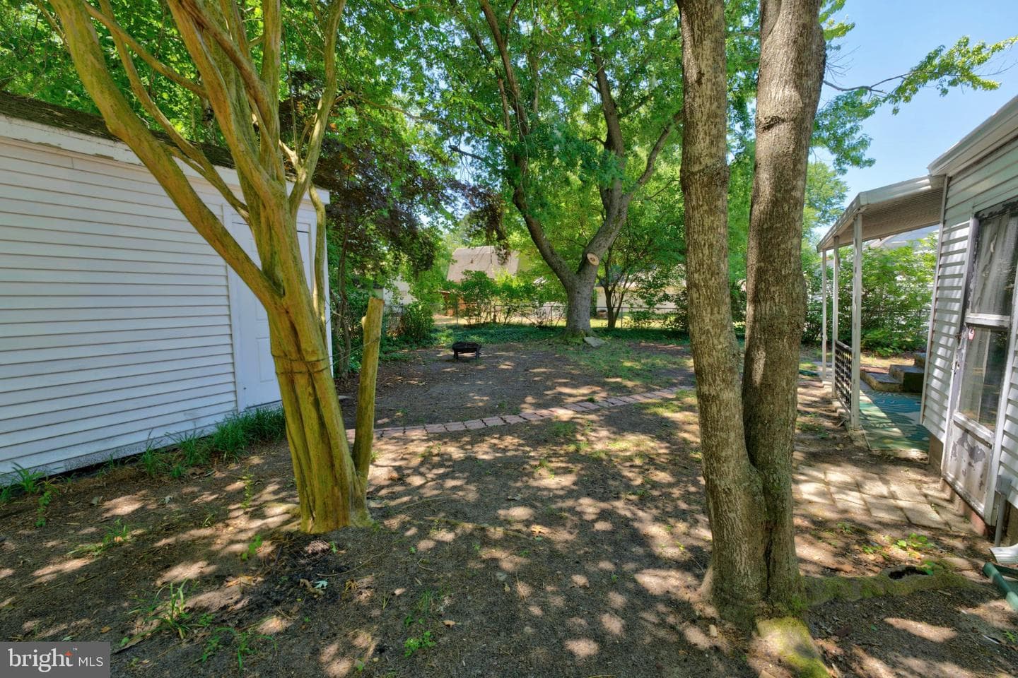 316 S Haven Avenue photo 31