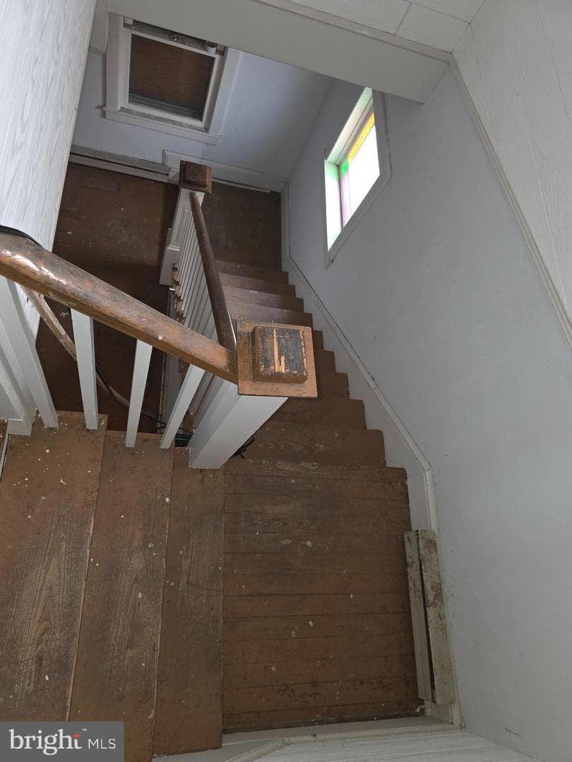 711 E Church Street photo 12