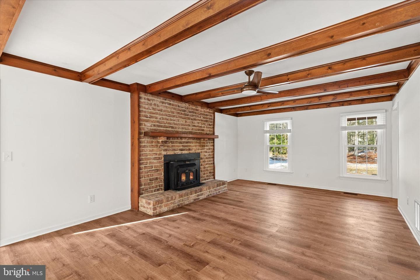 1011 Hinman Lane photo 13