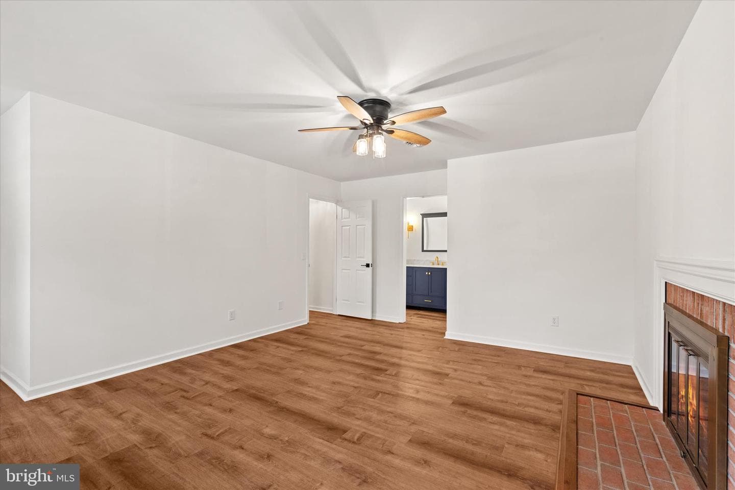 1011 Hinman Lane photo 22