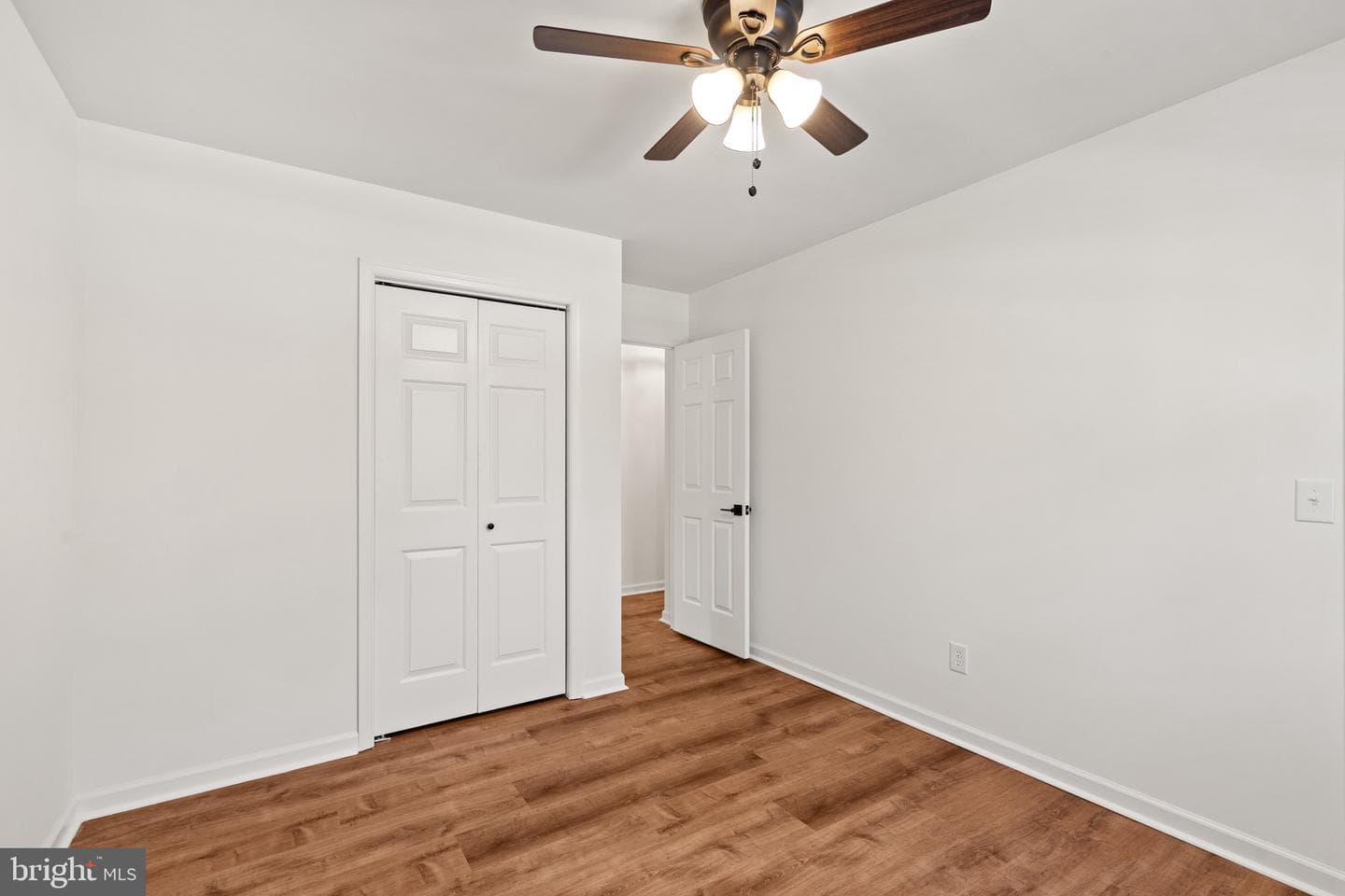 1011 Hinman Lane photo 27
