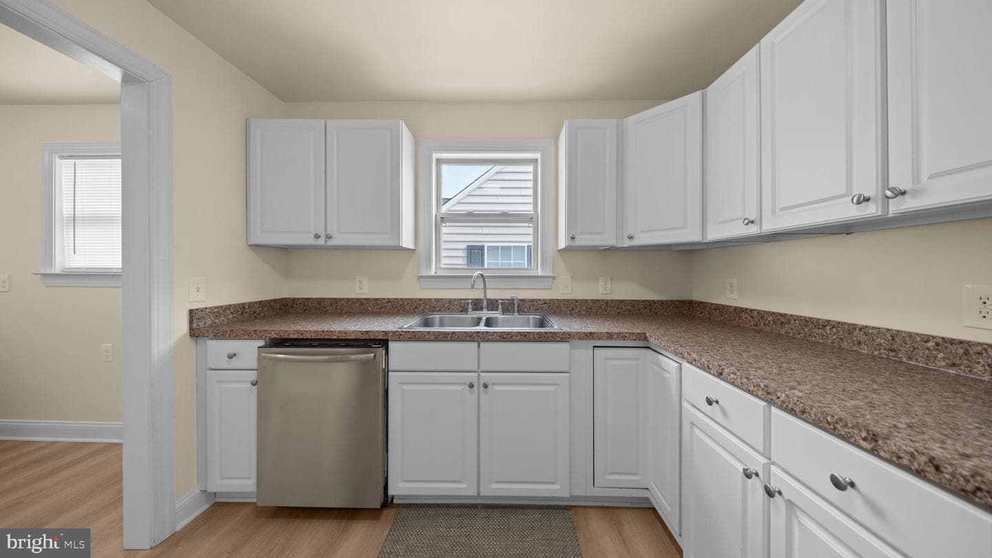 108 Camden Avenue photo 13