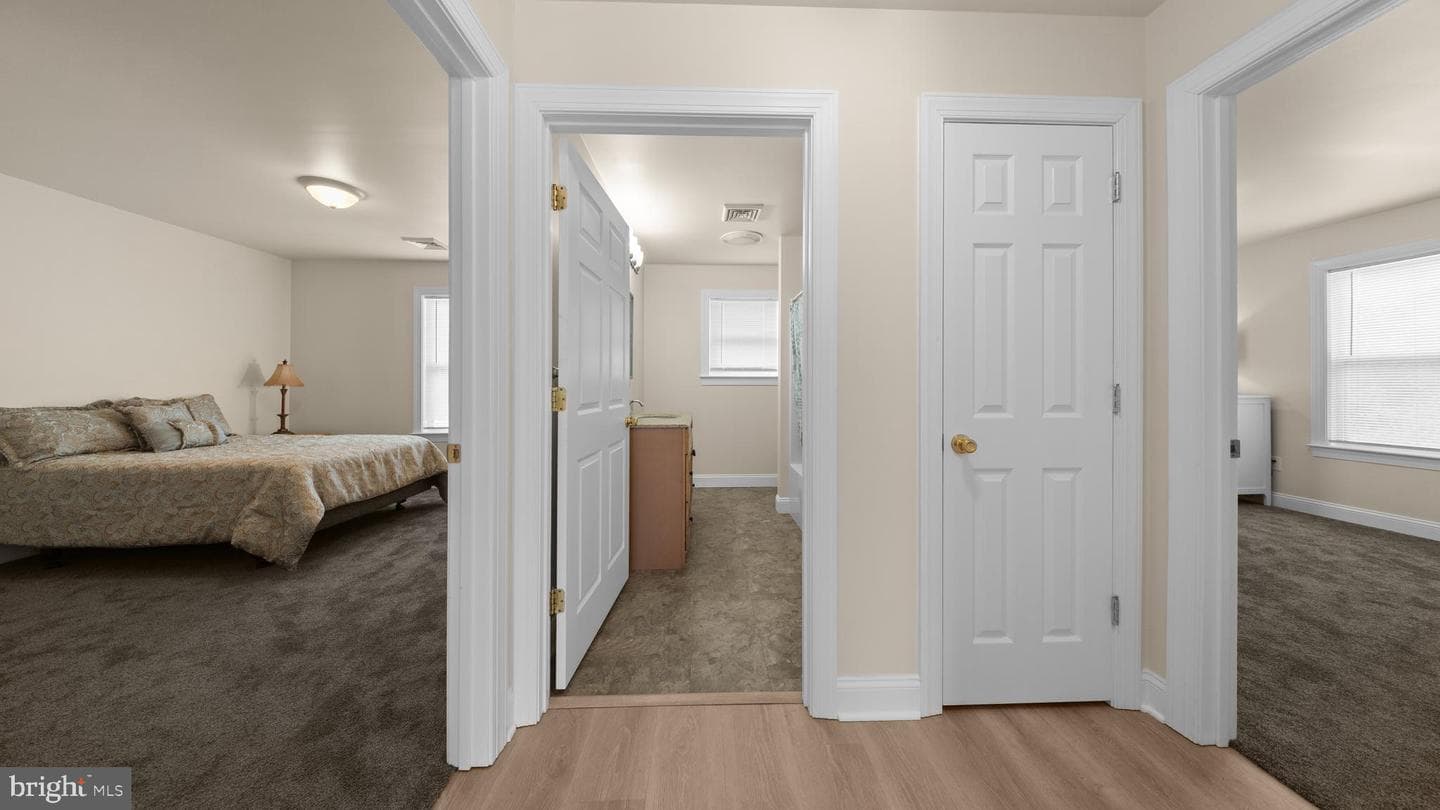 108 Camden Avenue photo 20