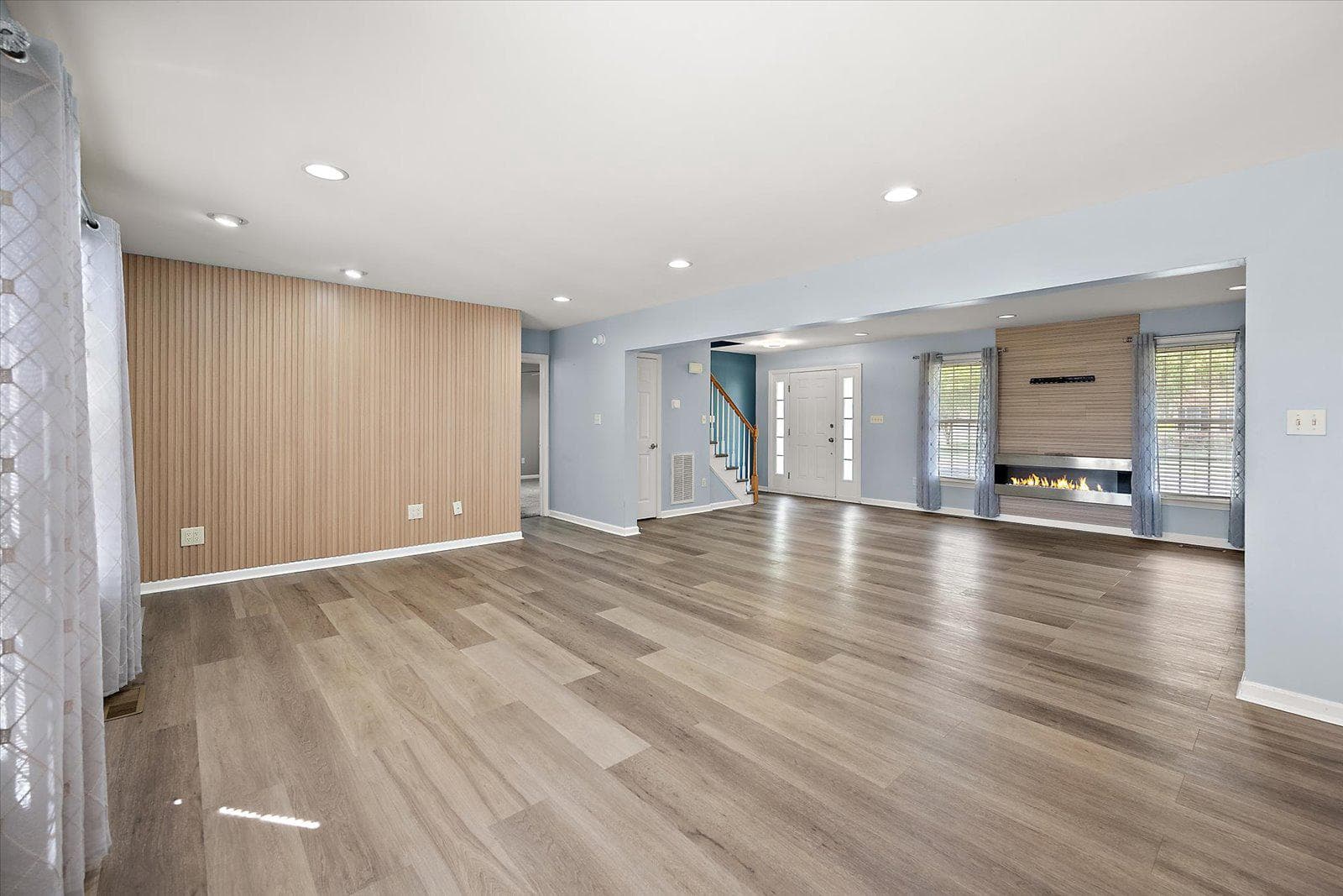 27457 Equestrian Drive photo 9