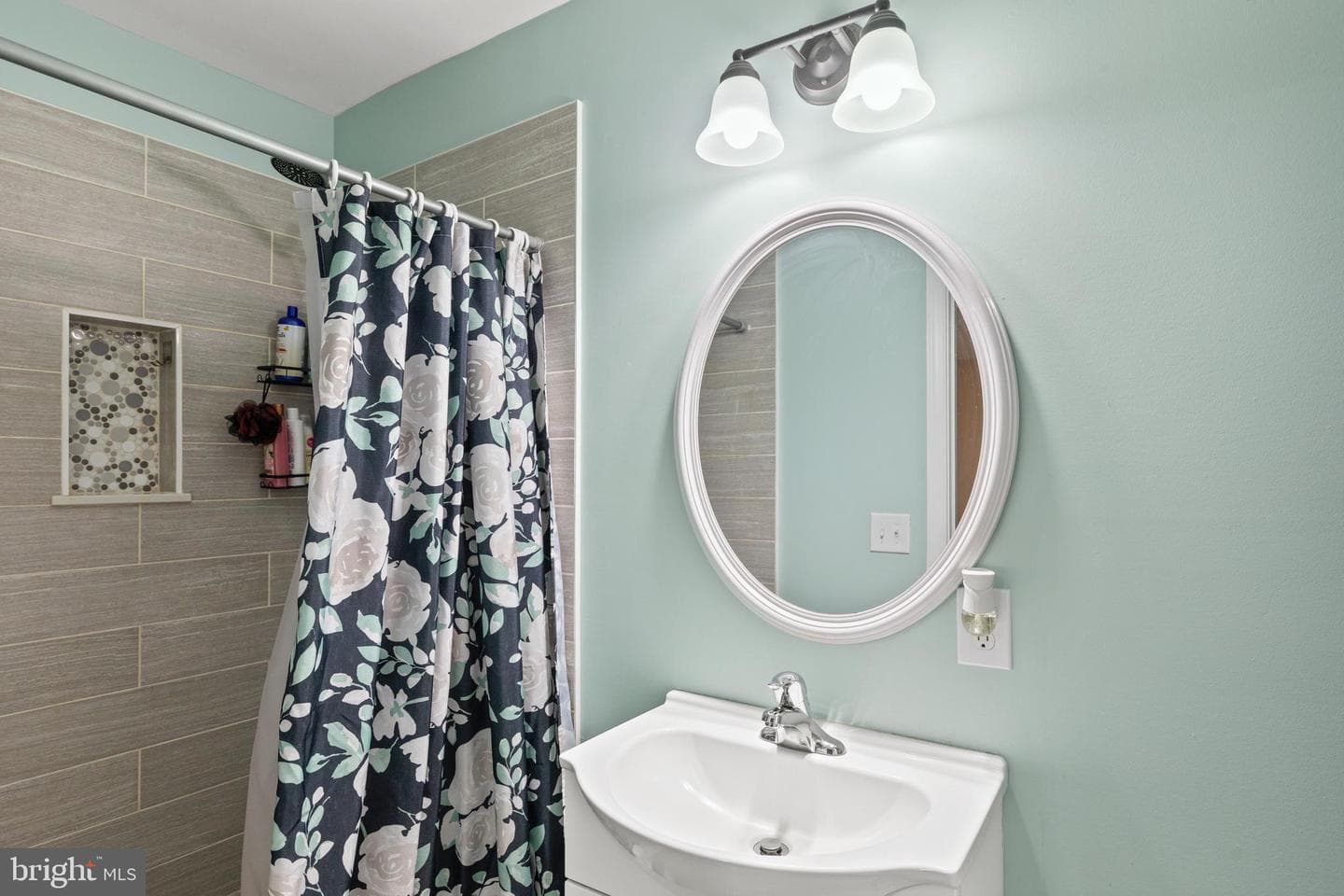 28570 Ocean Gateway photo 32