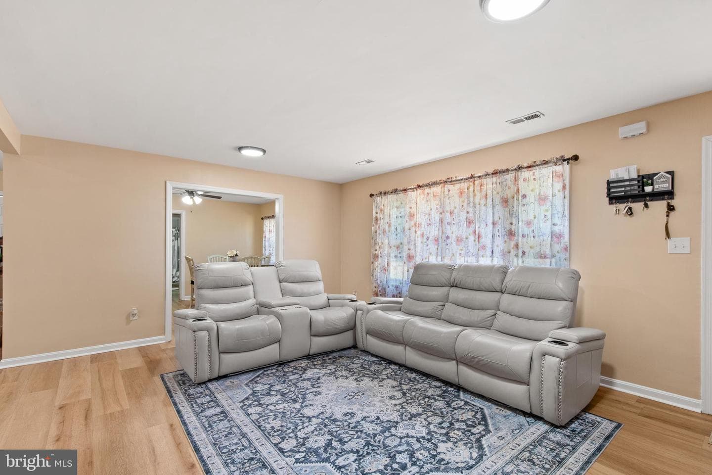 28570 Ocean Gateway photo 7
