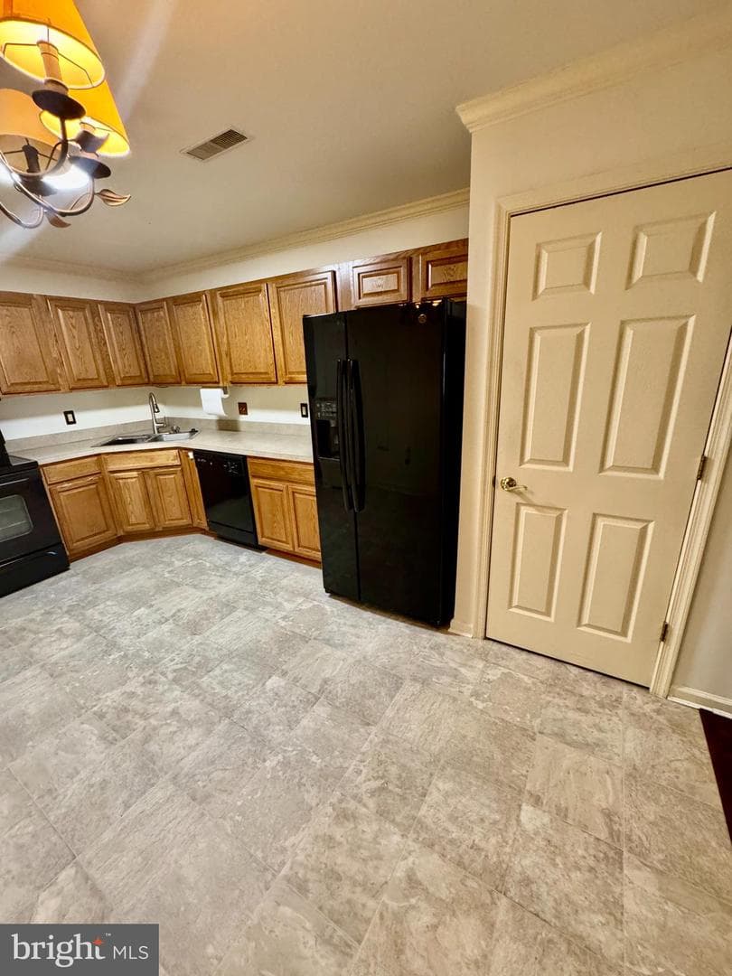 1101 S Schumaker Drive #010 photo 10