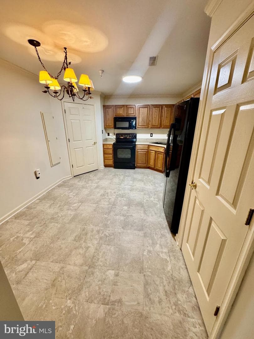 1101 S Schumaker Drive #010 photo 9