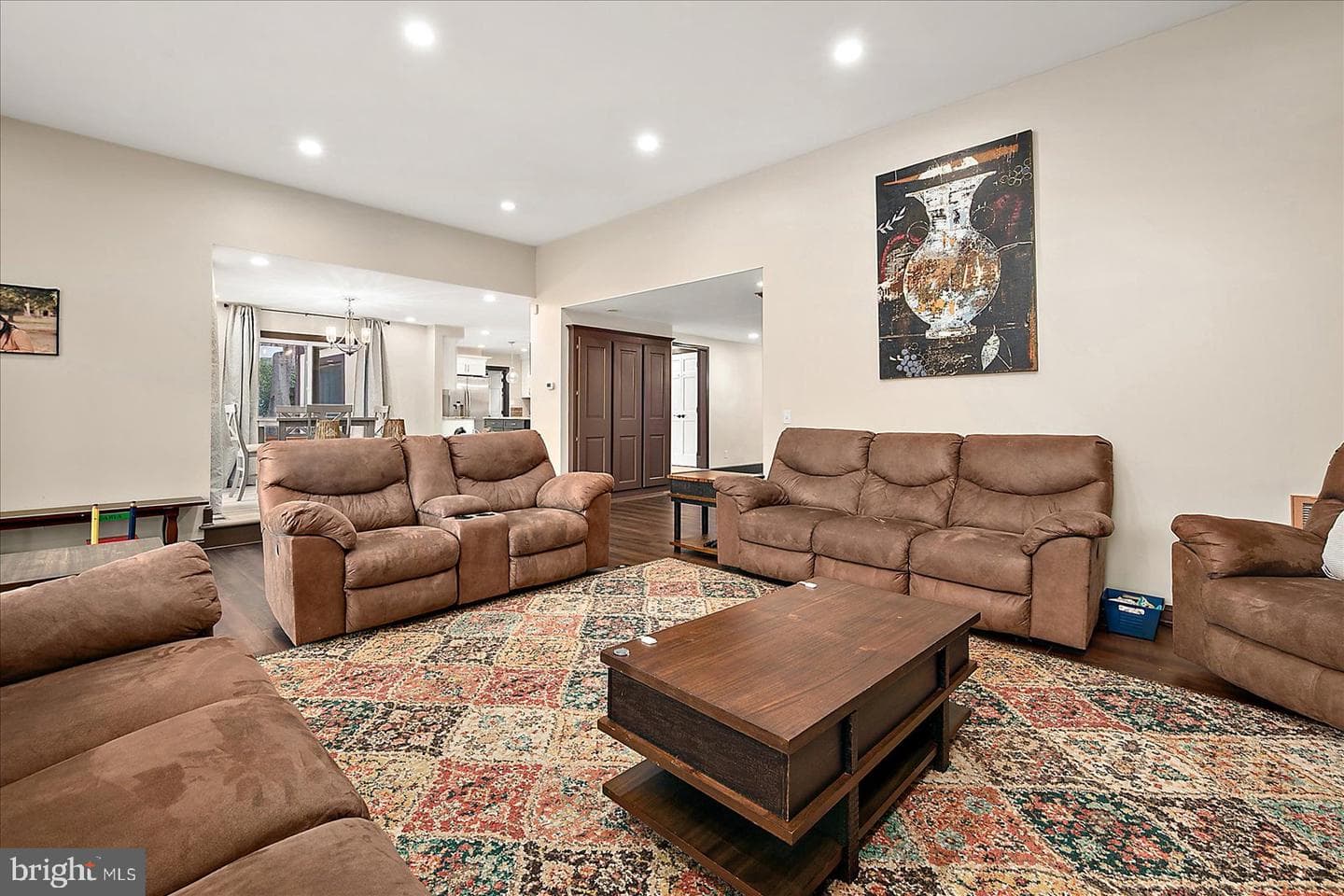 5660 Caledonia Drive photo 21