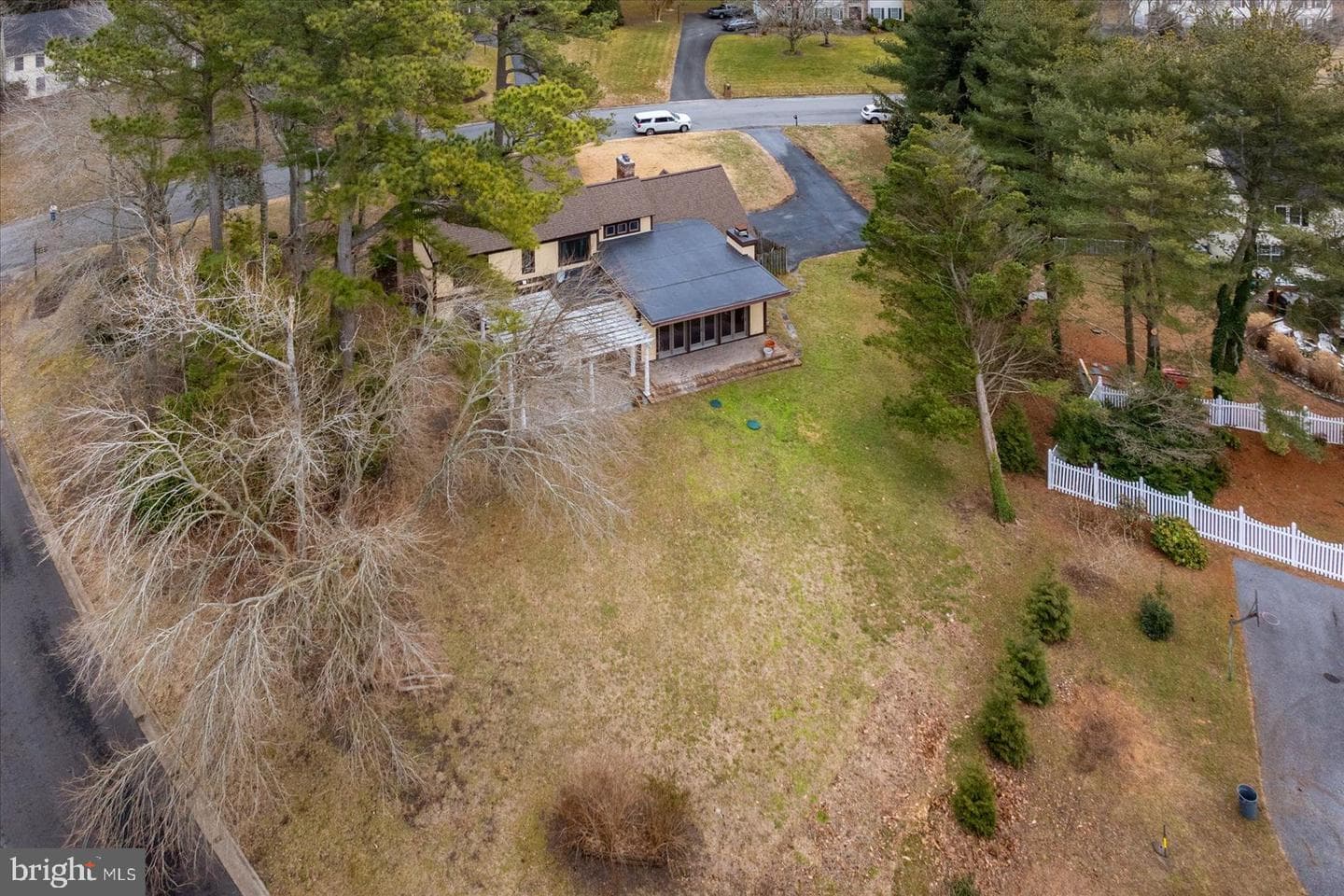 5660 Caledonia Drive photo 92