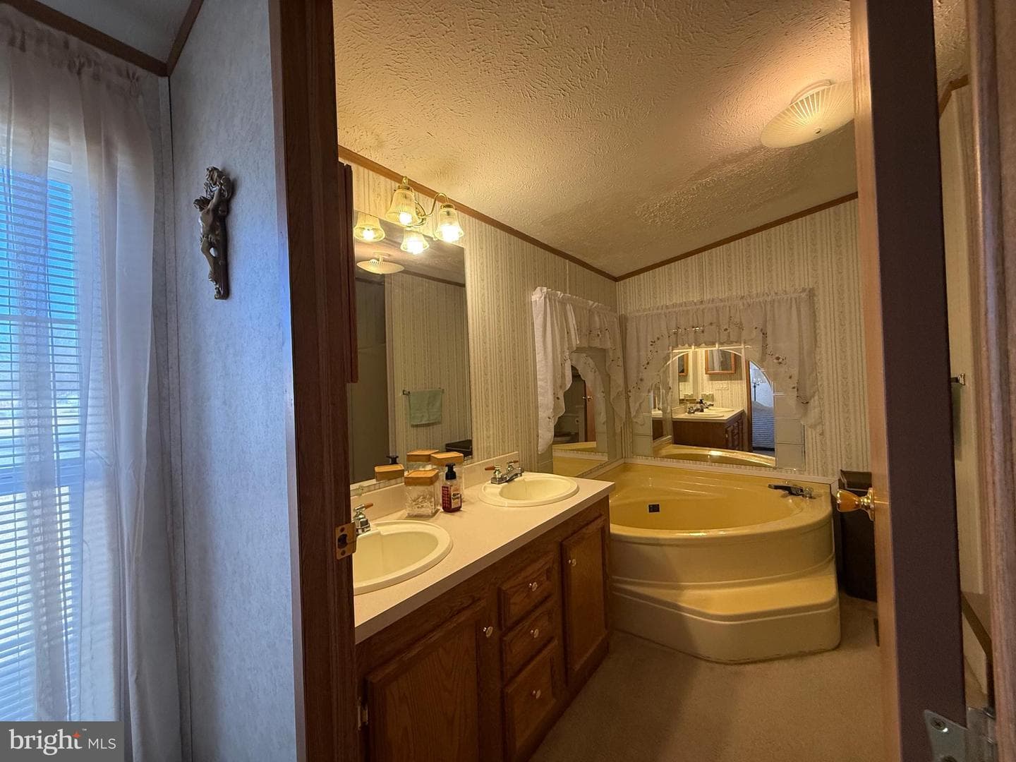 26595 Blue Jay Lane photo 32