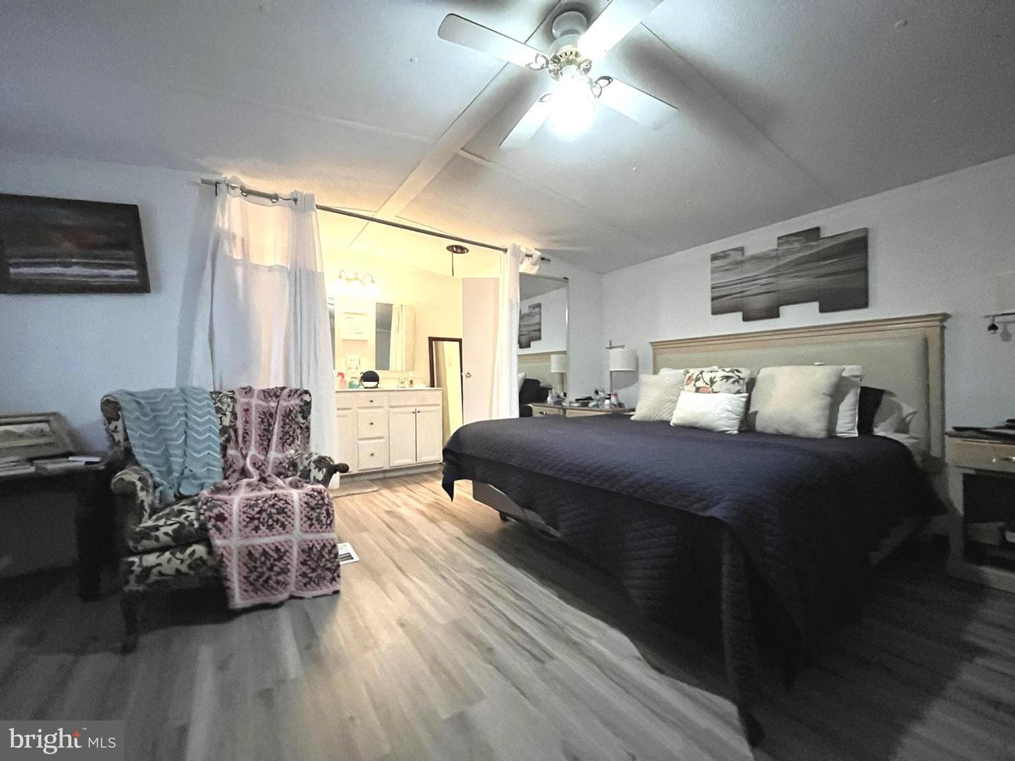 5823 Homestead Street photo 10