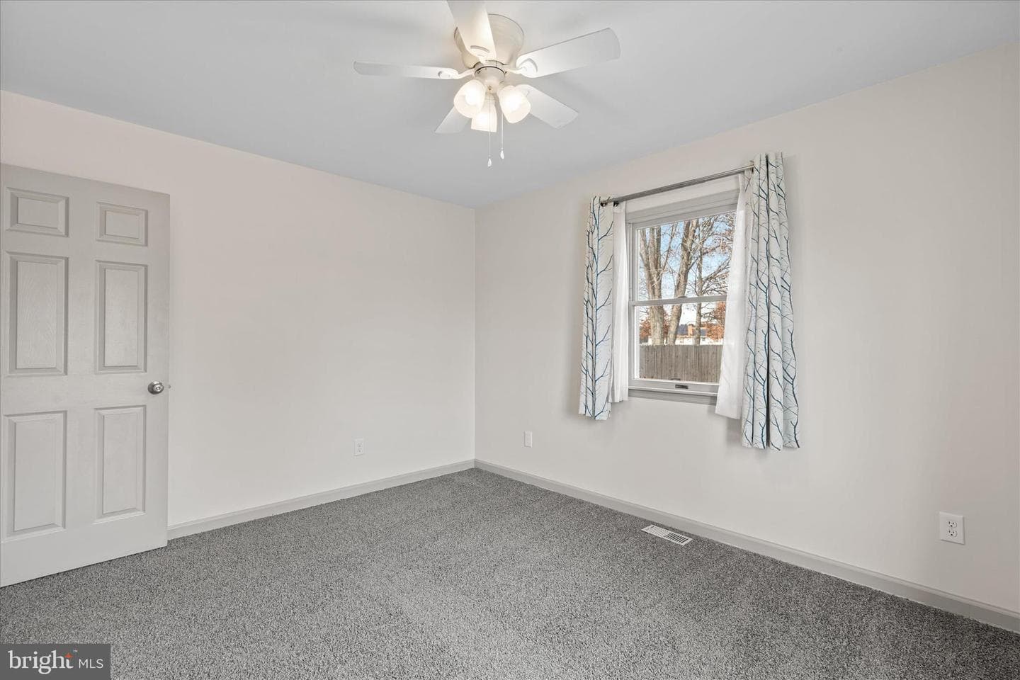 6148 Ayrshire Drive photo 20