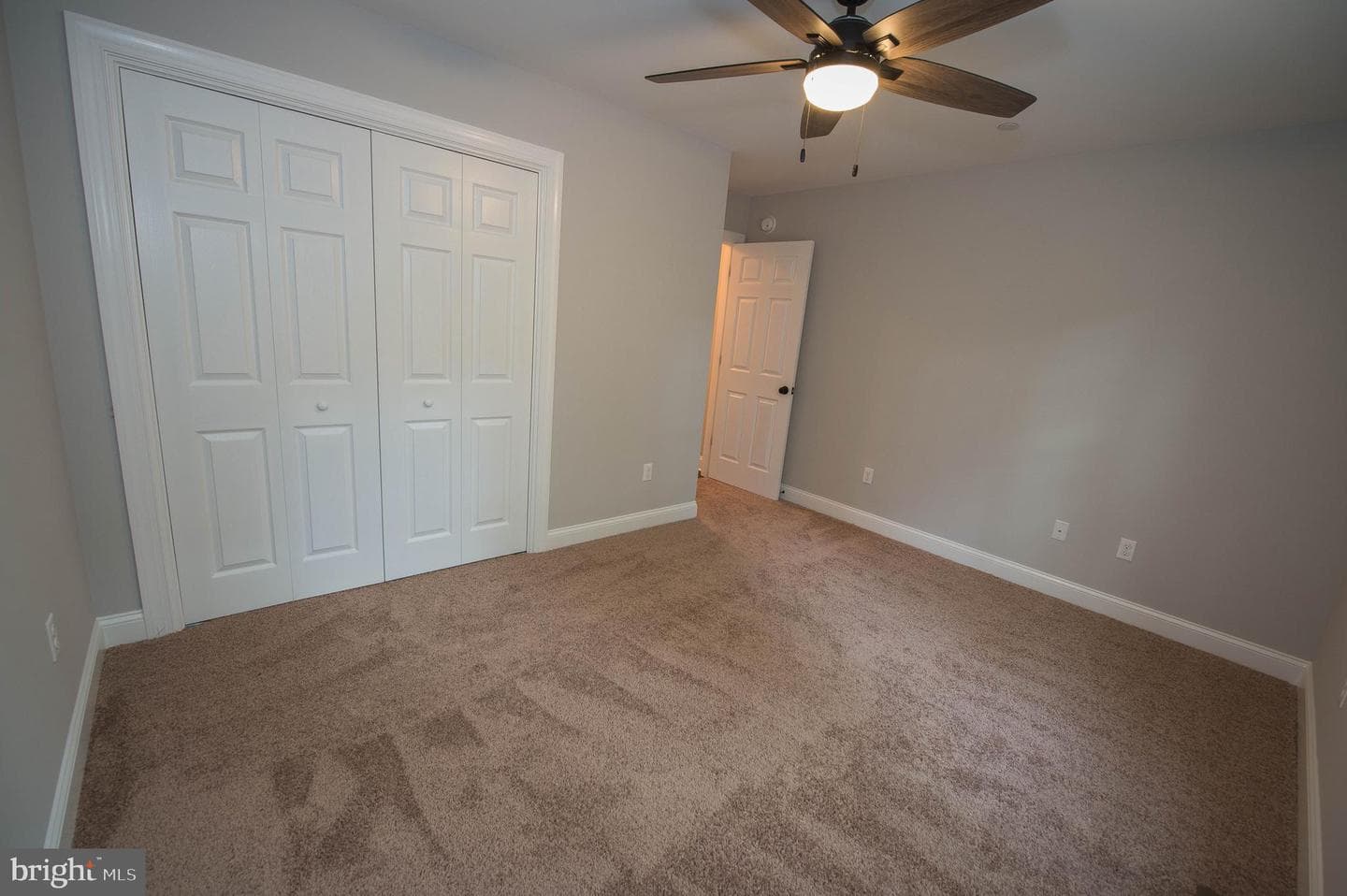 918 S Park Drive photo 34