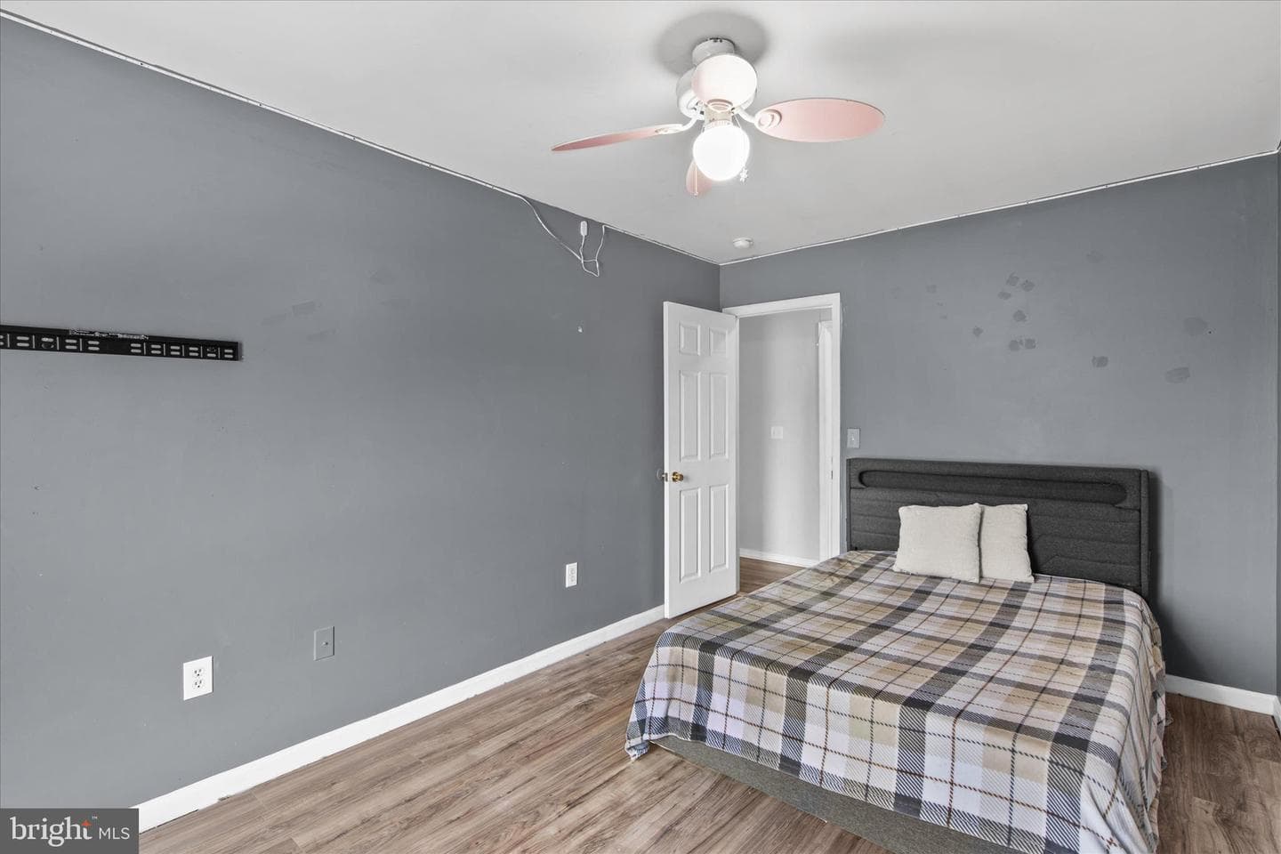 310 Autumn Ridge Drive photo 17
