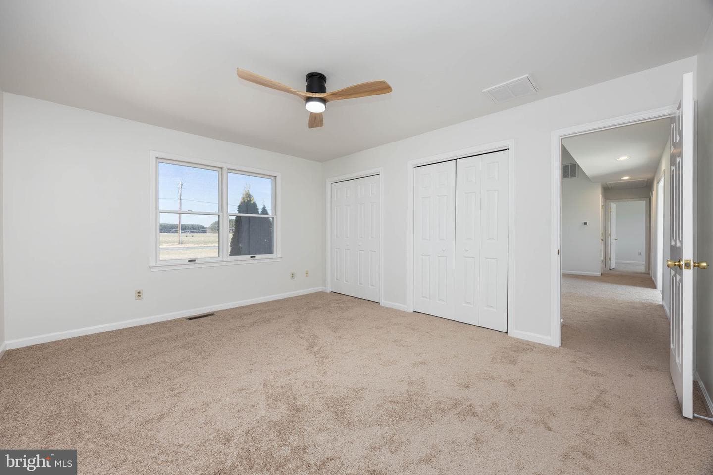 7937 White Lowe photo 22