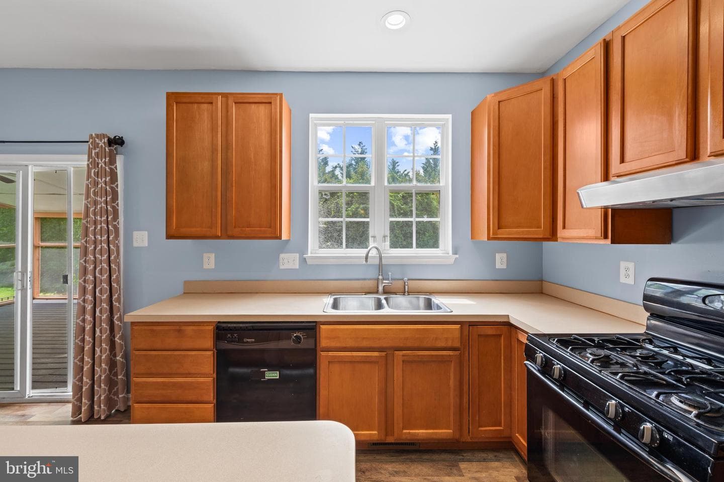 1518 Anchors Way photo 7