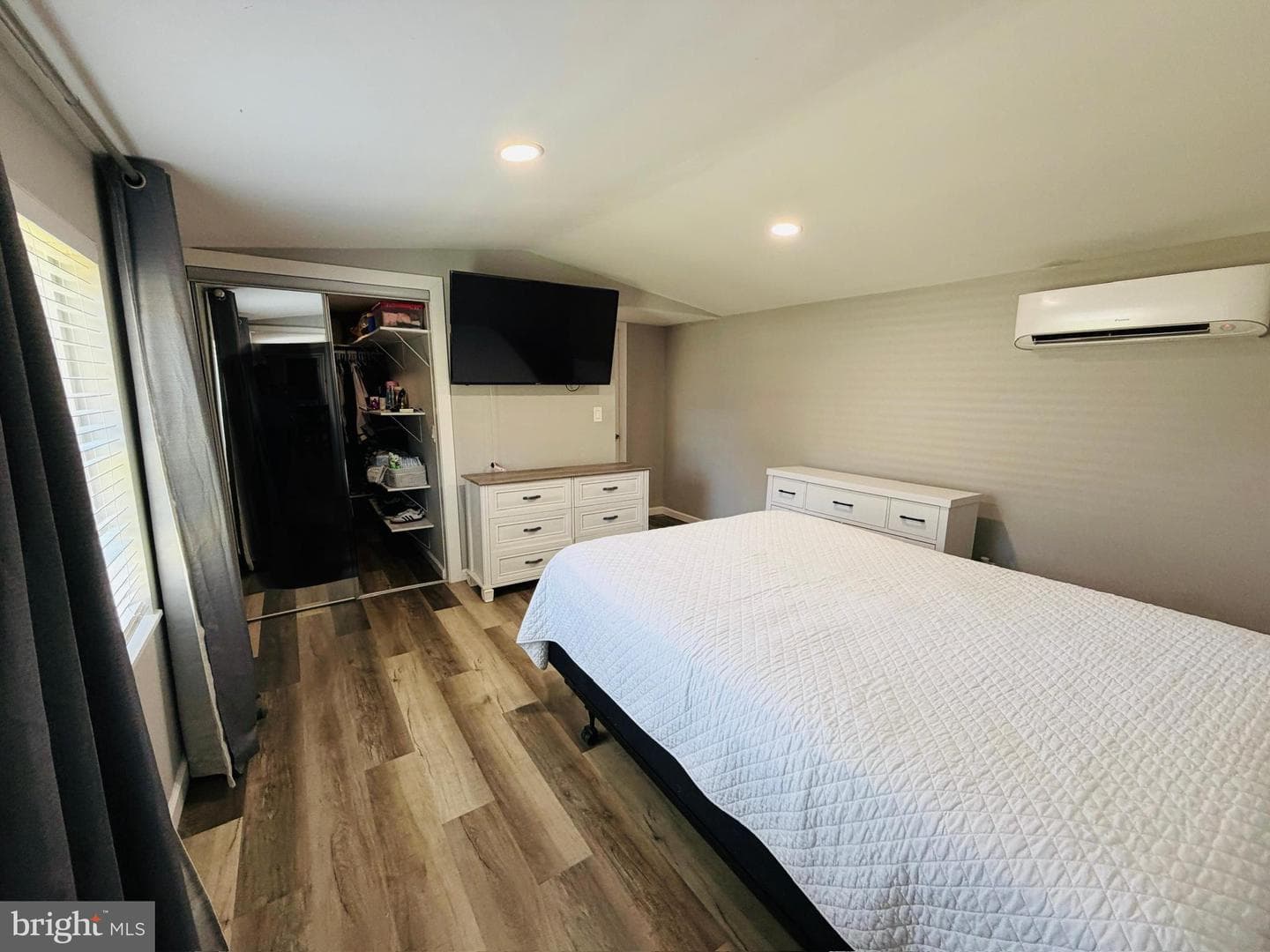 132 Liberty Way photo 11