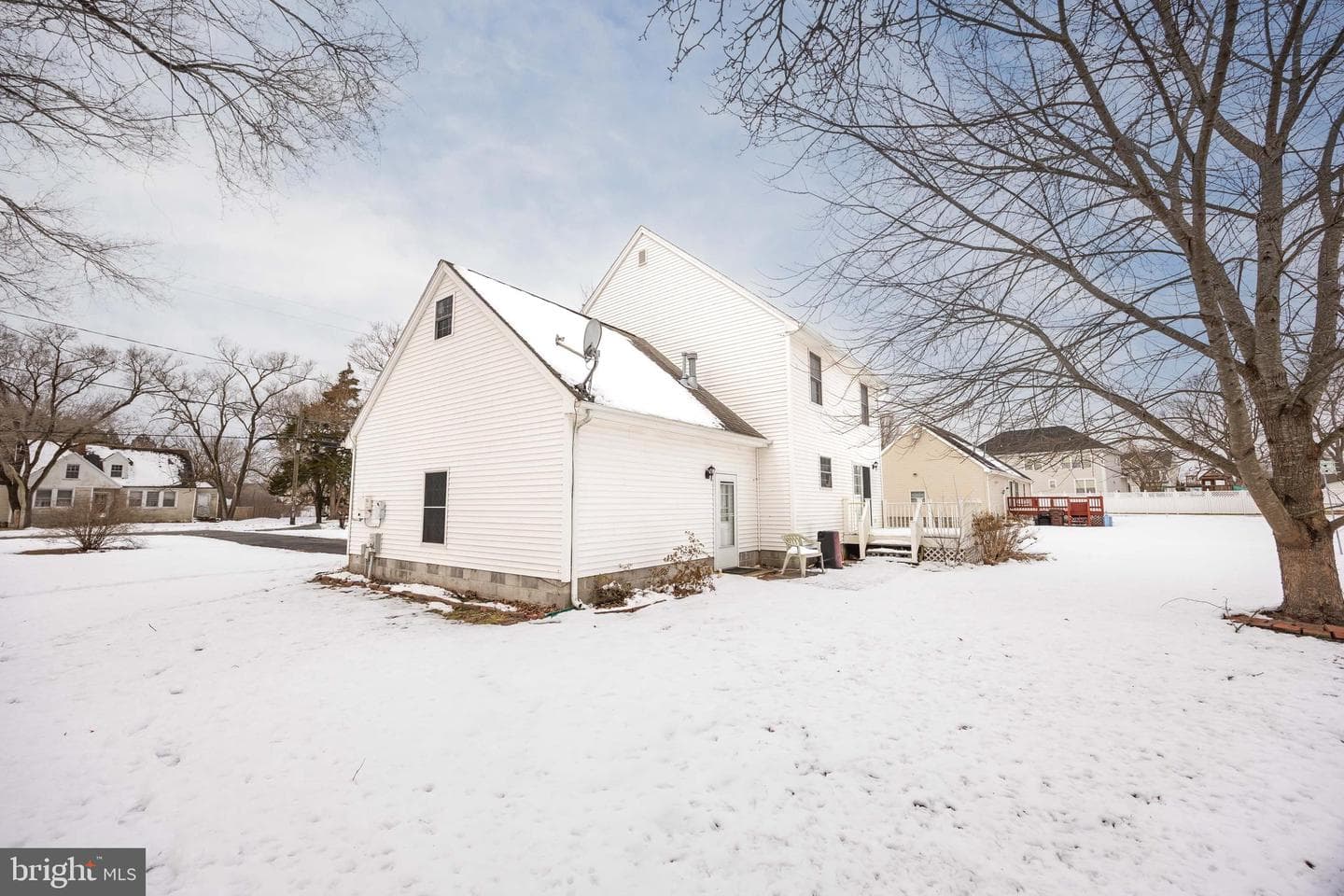 633 E Main Street photo 12