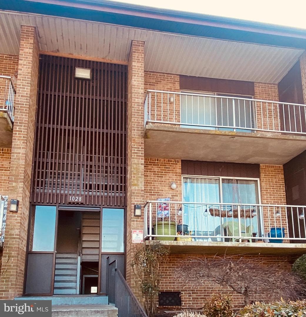 1028 Adams Avenue #3b photo 4