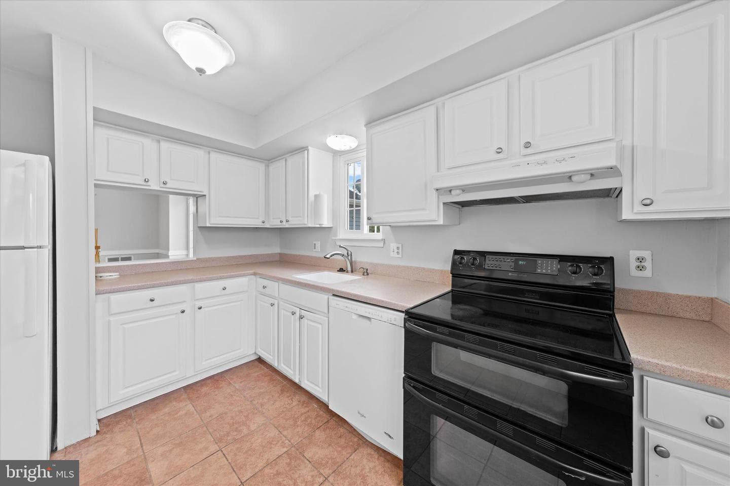 1017 Heron Court photo 18