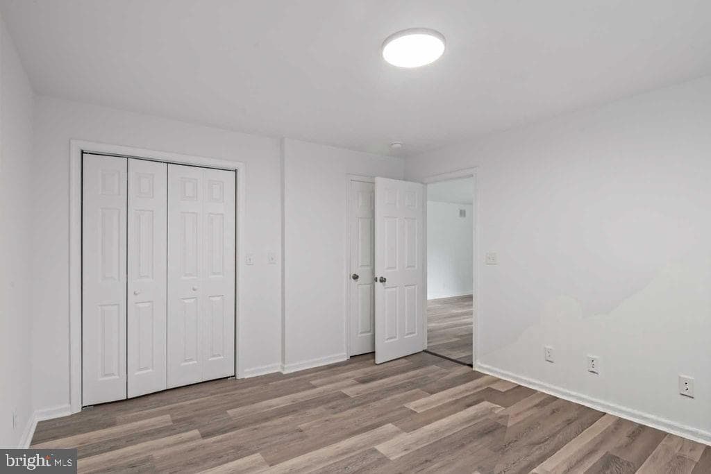 213 Lloyd Street photo 20