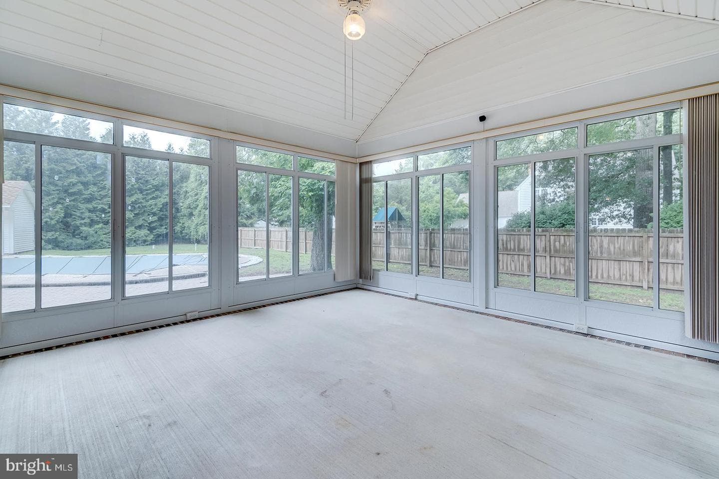 5662 Clydesdale Drive photo 3