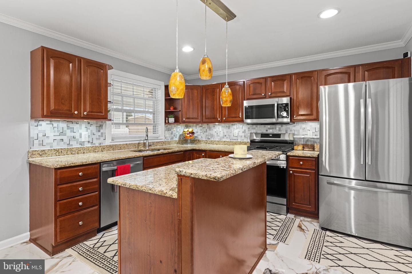 9167 Drawbridge Drive photo 6