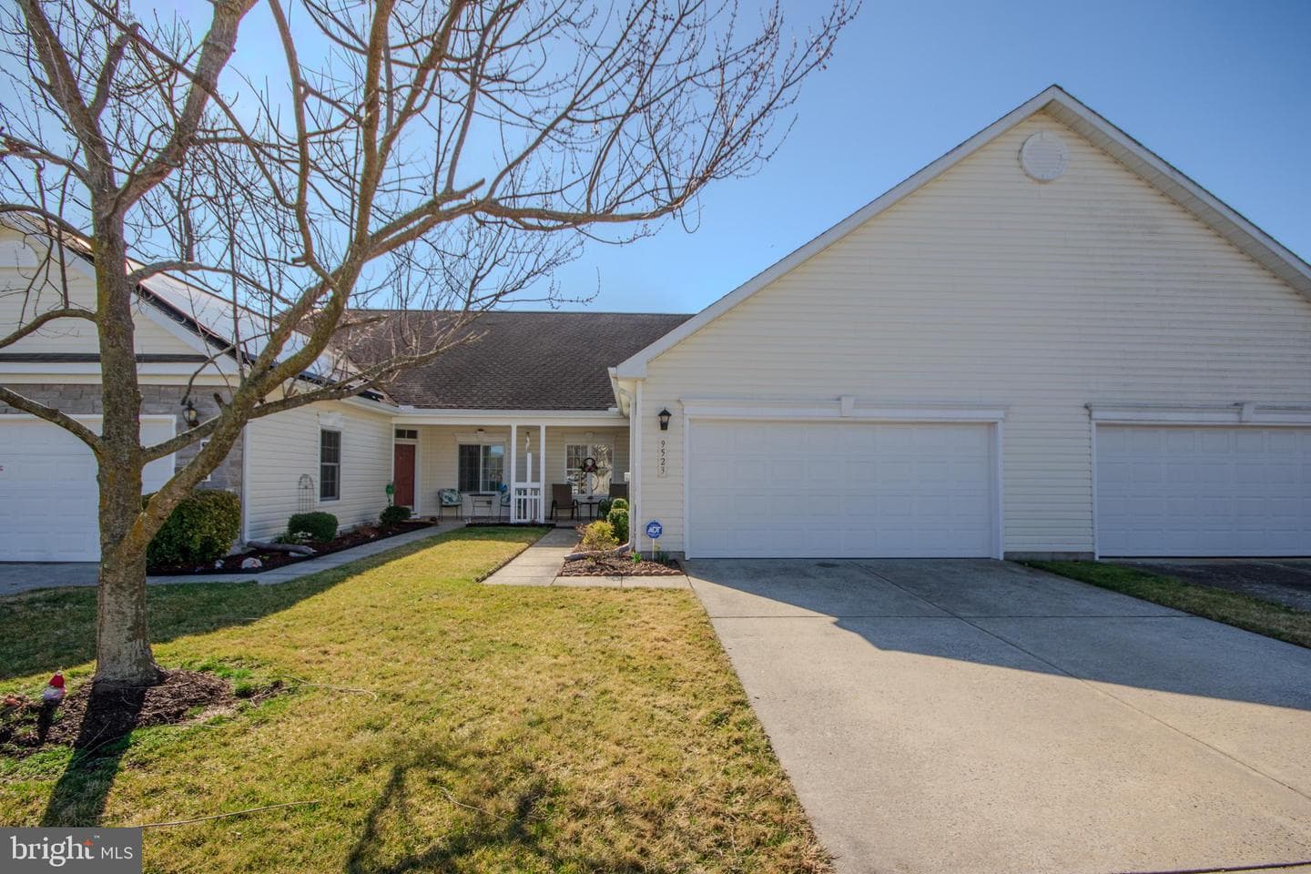 9523 Wedge Way photo 3