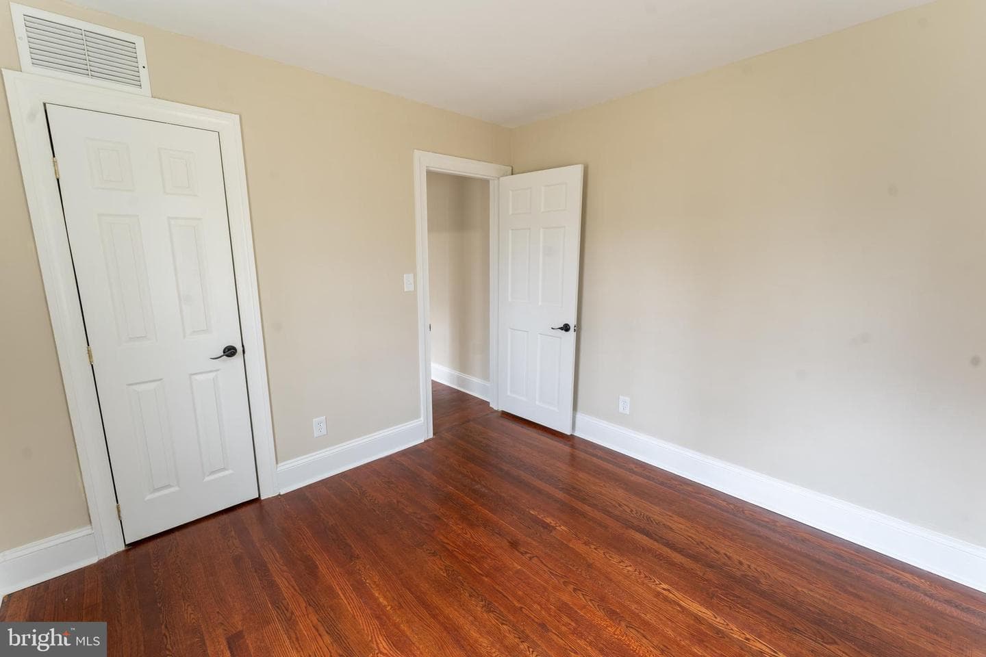 227 Pinehurst Avenue photo 38