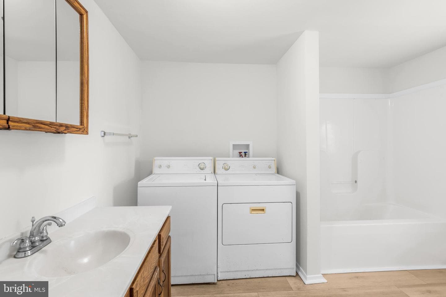 410 Elizabeth Street photo 15