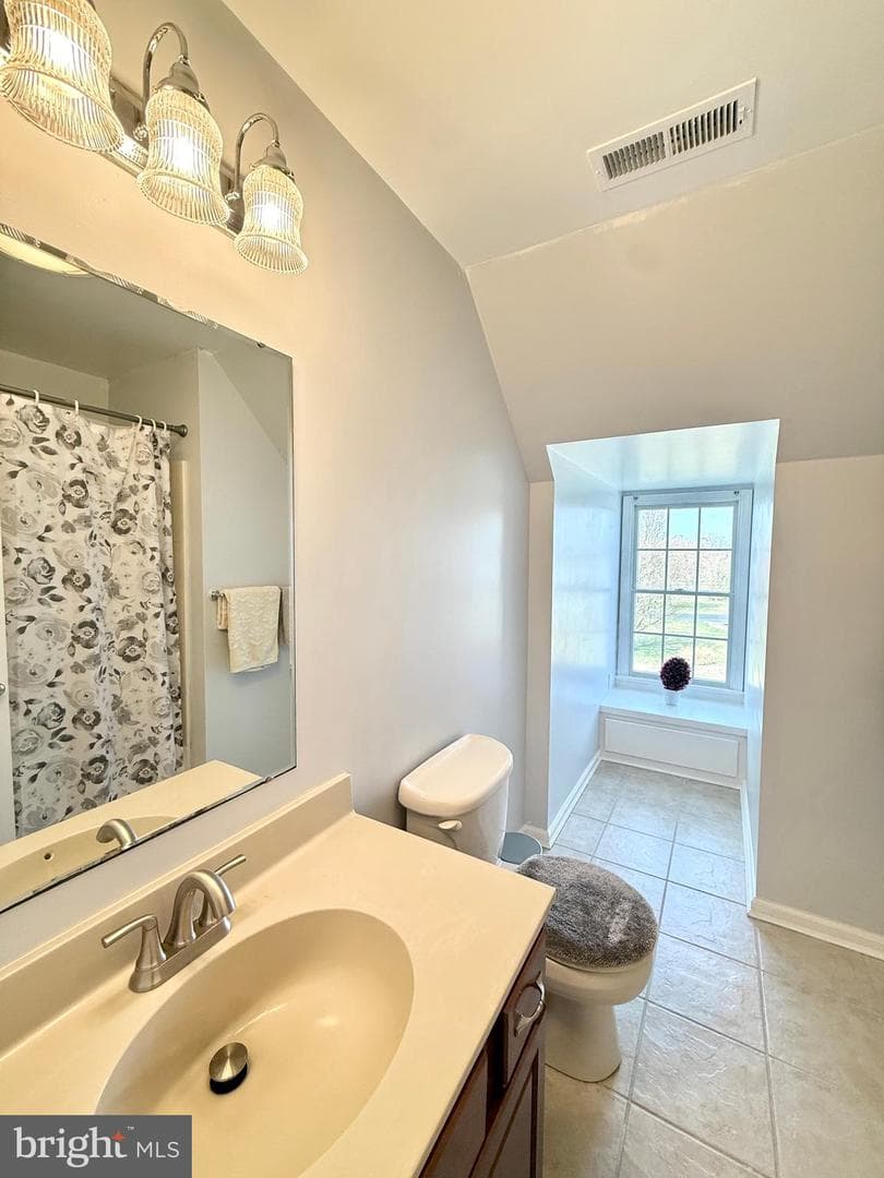 27621 Equestrian Drive photo 23
