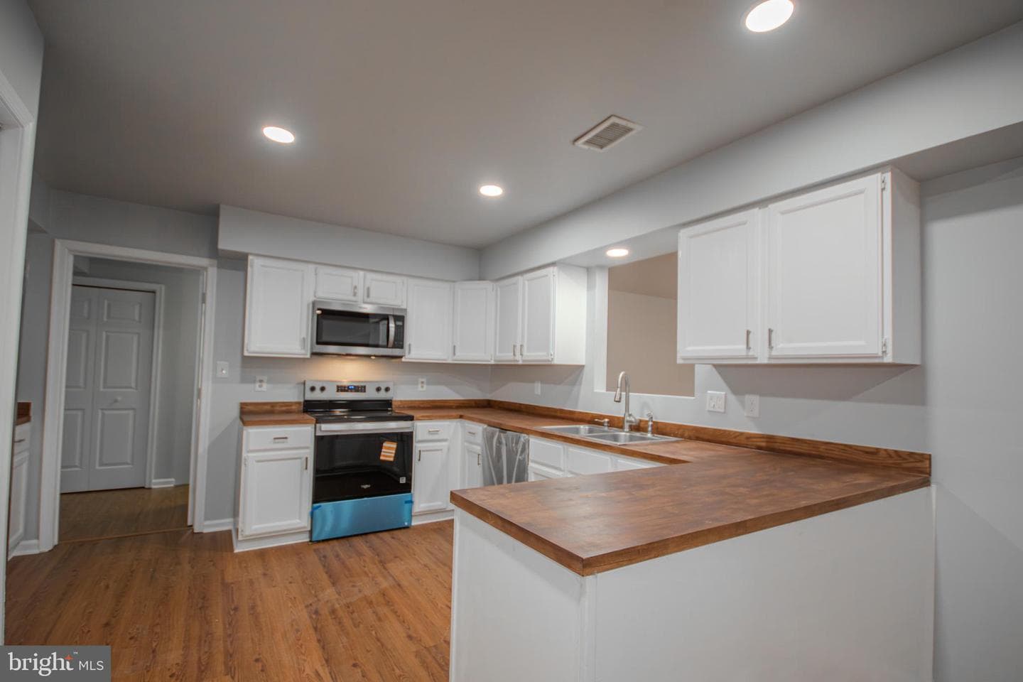 808 Upland Drive photo 13