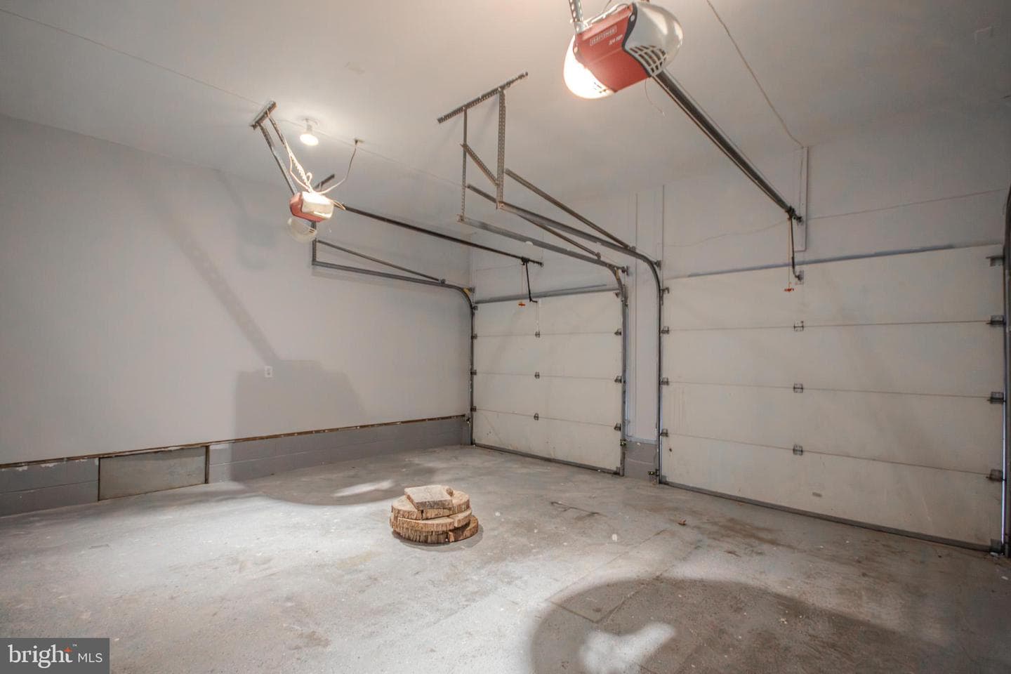 808 Upland Drive photo 39