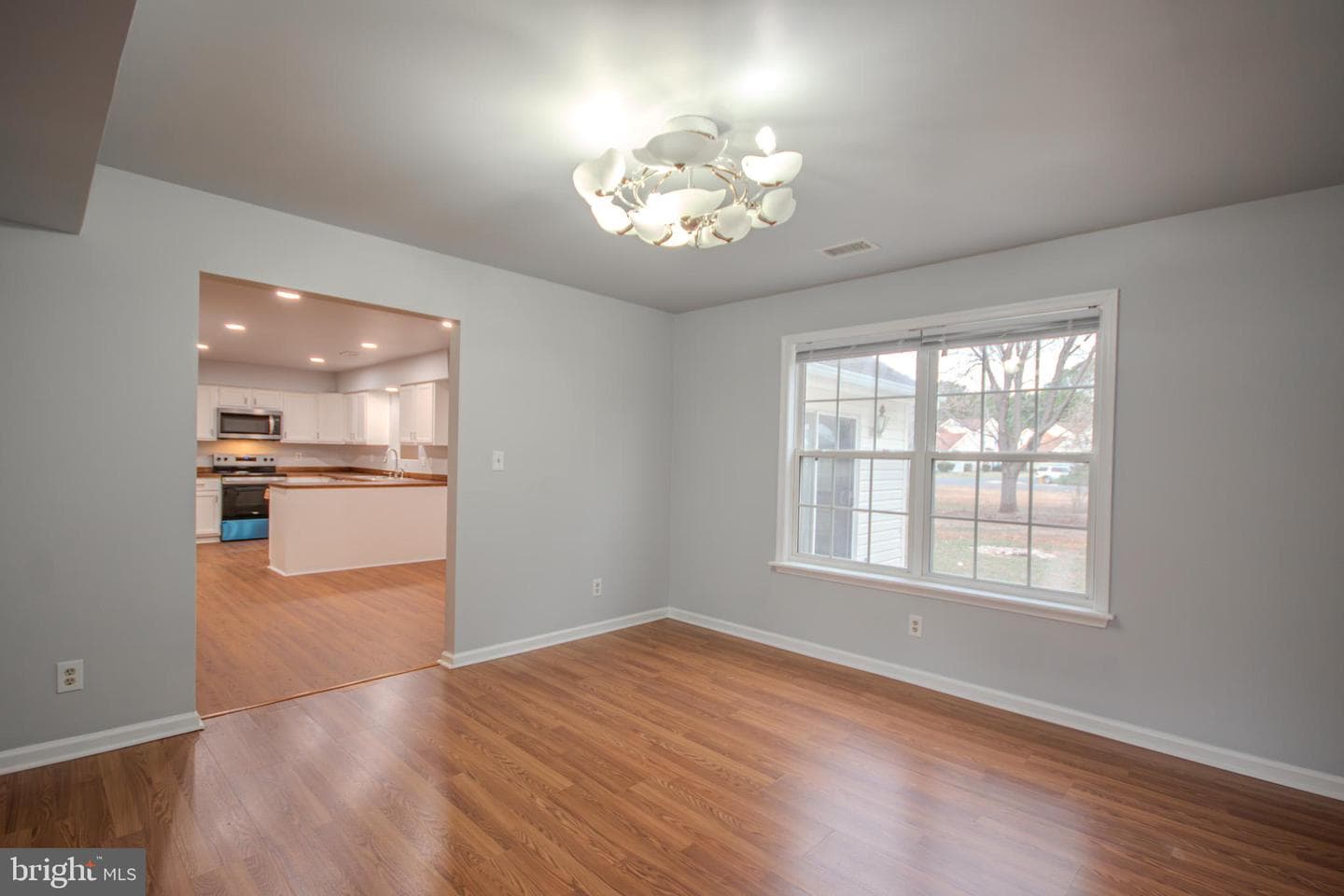 808 Upland Drive photo 8
