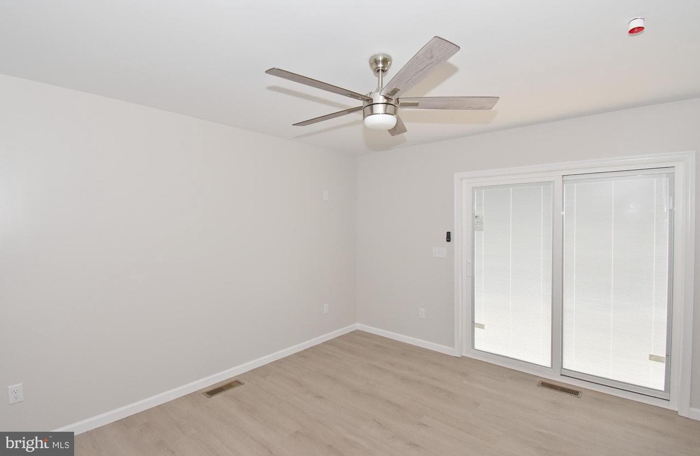 313 Brown Street photo 18