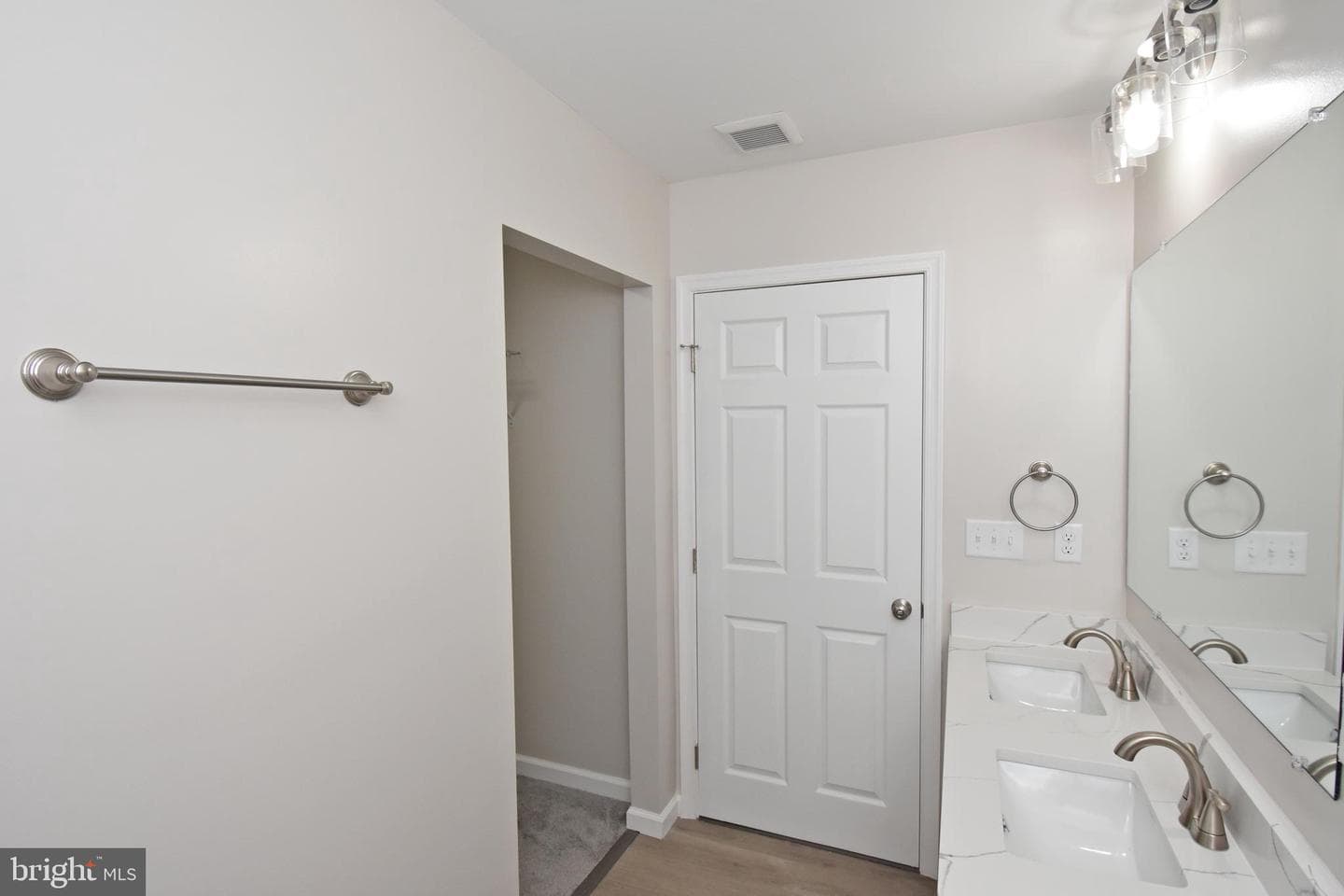 313 Brown Street photo 26