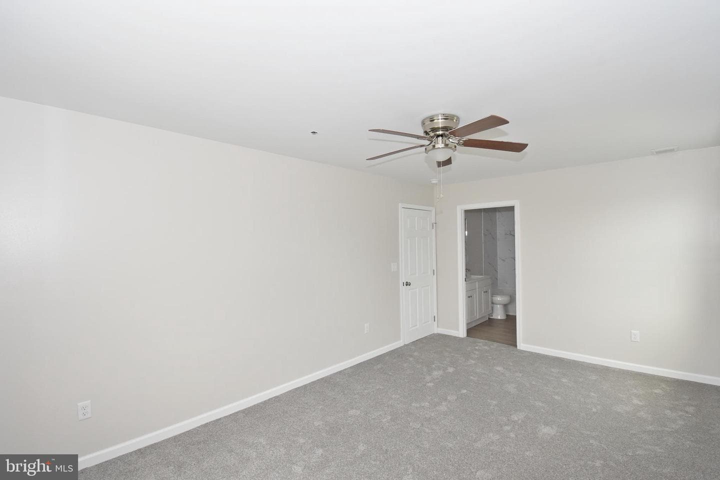 313 Brown Street photo 30
