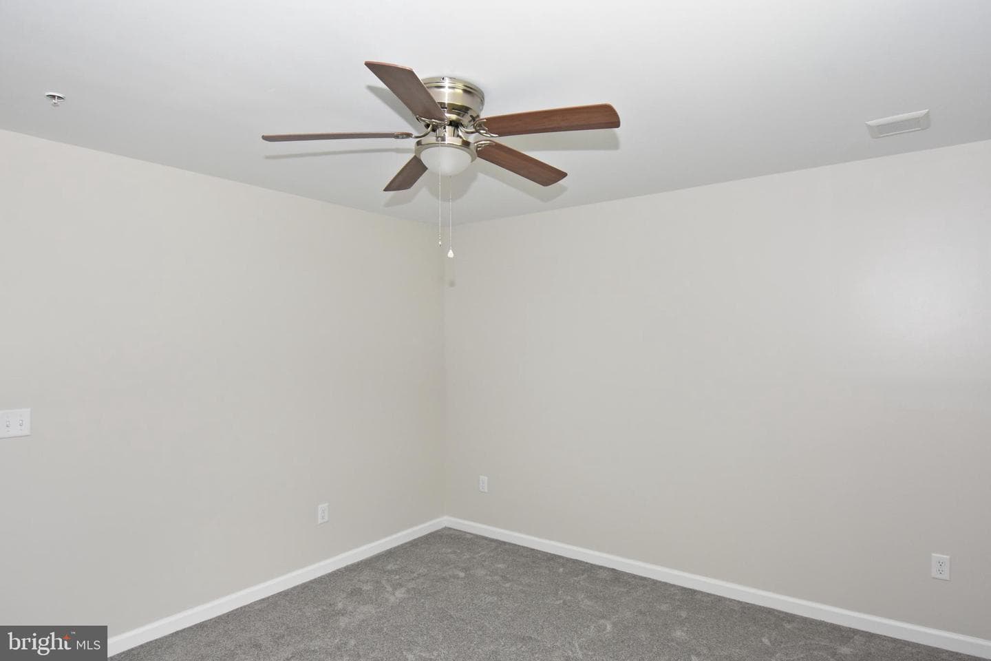 313 Brown Street photo 40
