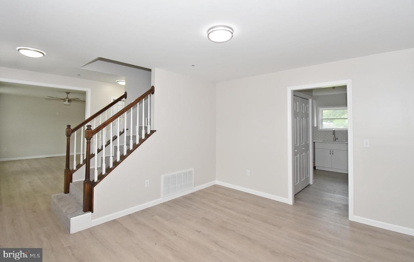 313 Brown Street photo 9