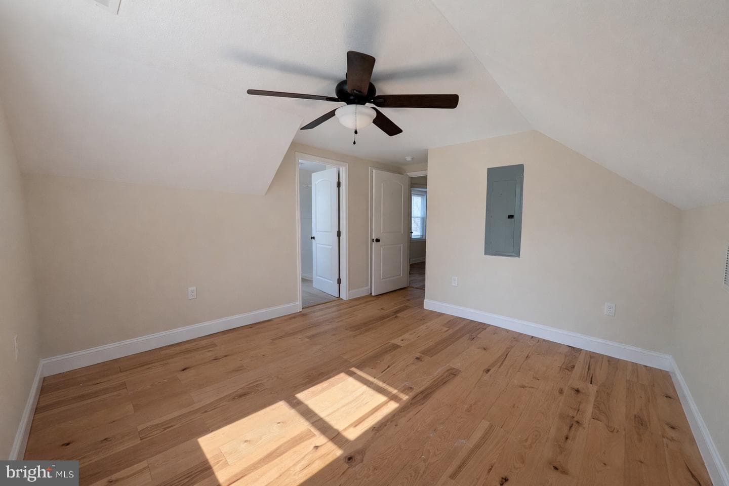 6750 Edwards Avenue photo 15