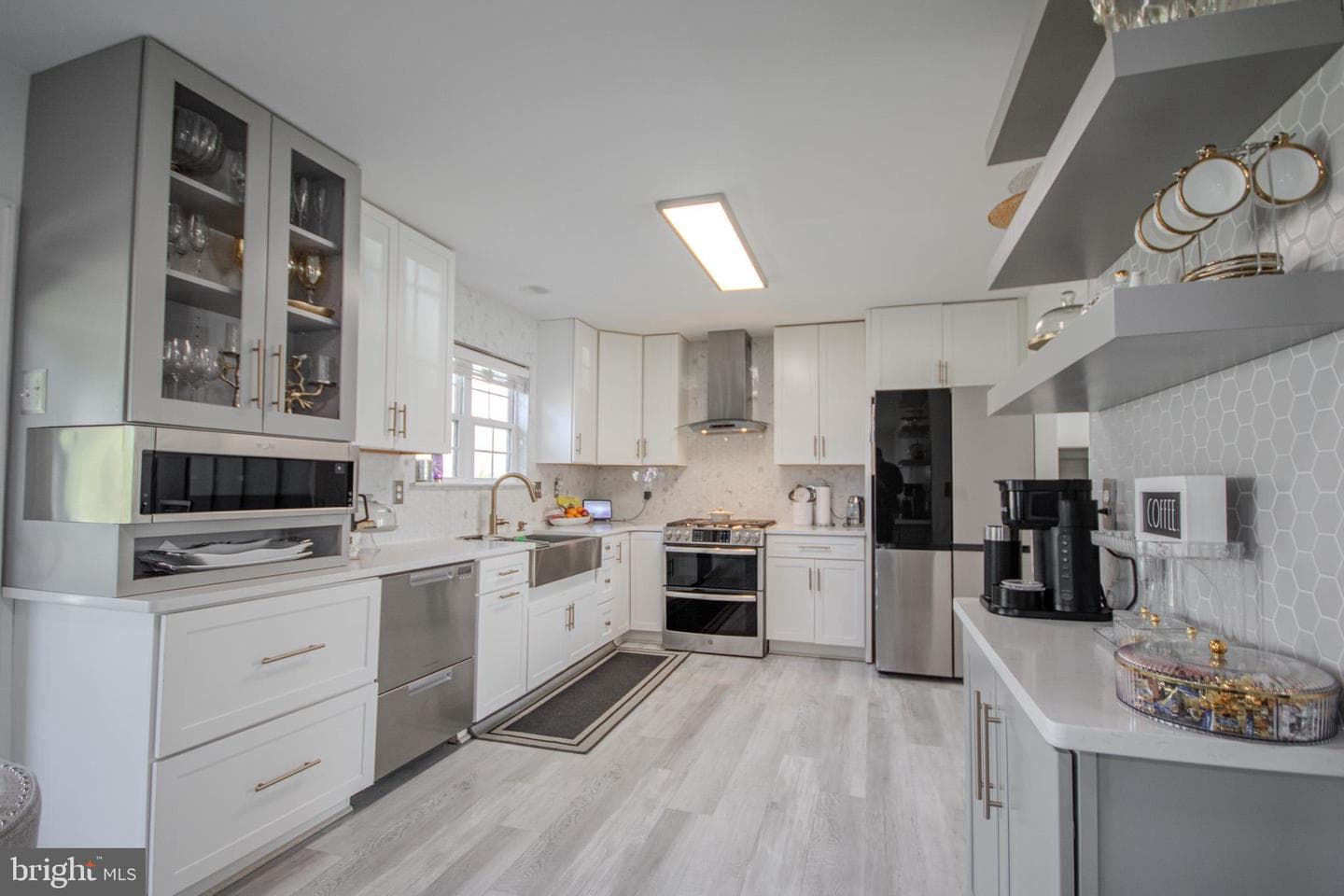 1519 Anchors Way photo 9