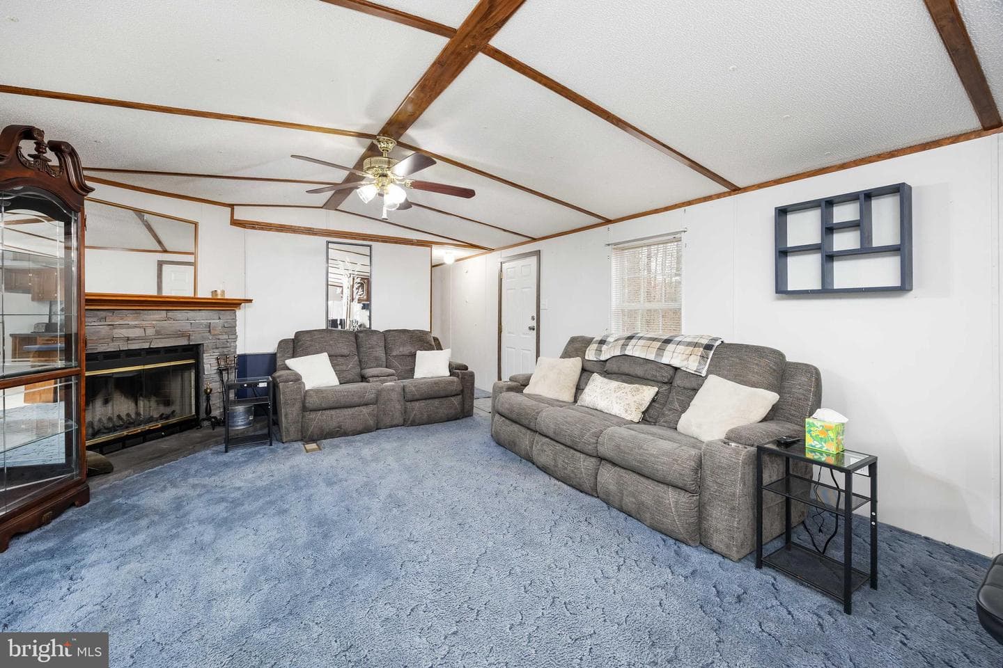 22139 Royal Oak Road photo 12